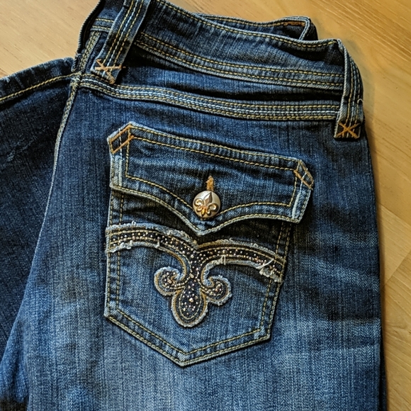 Jeans - Picture 2 of 4